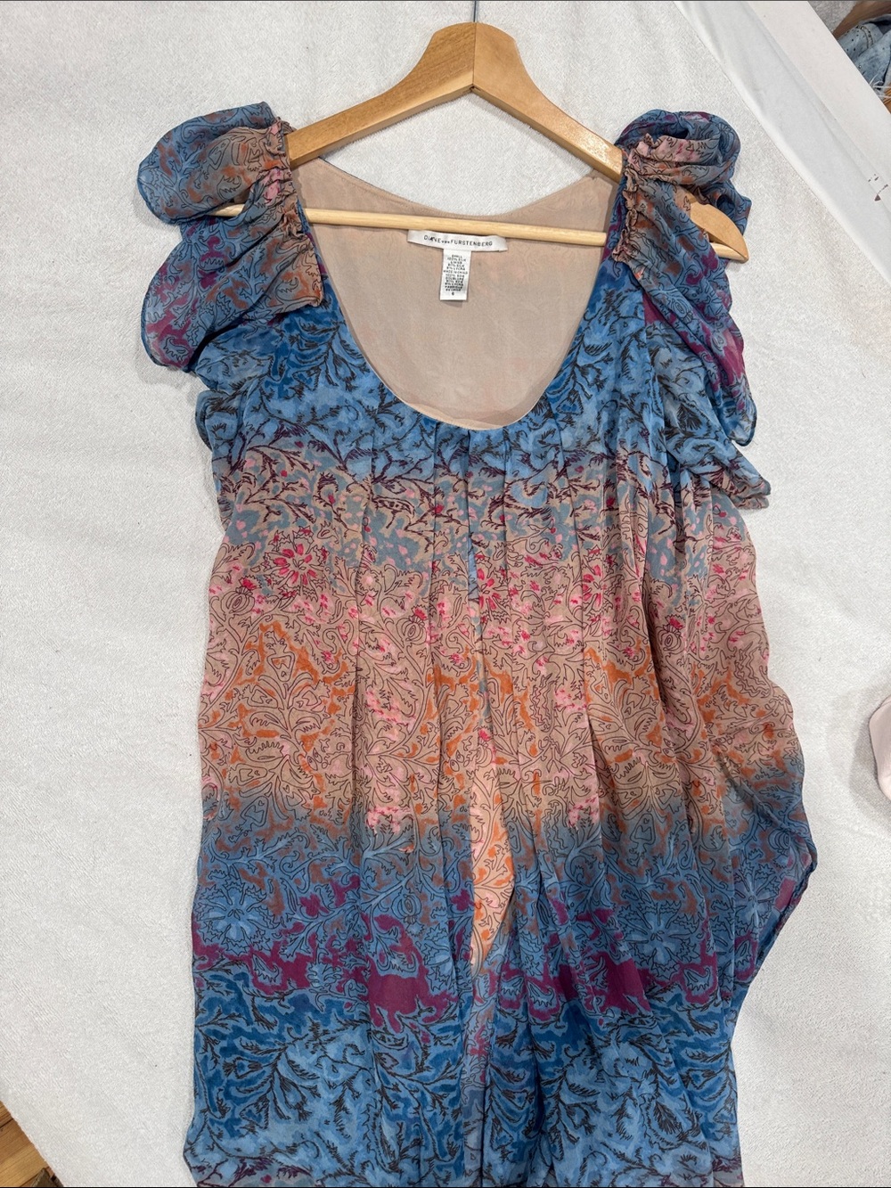 Diane Von Furstenberg Blue Pink Orange Ombre Paisley Puff-Sleeve Tunic Dress vin